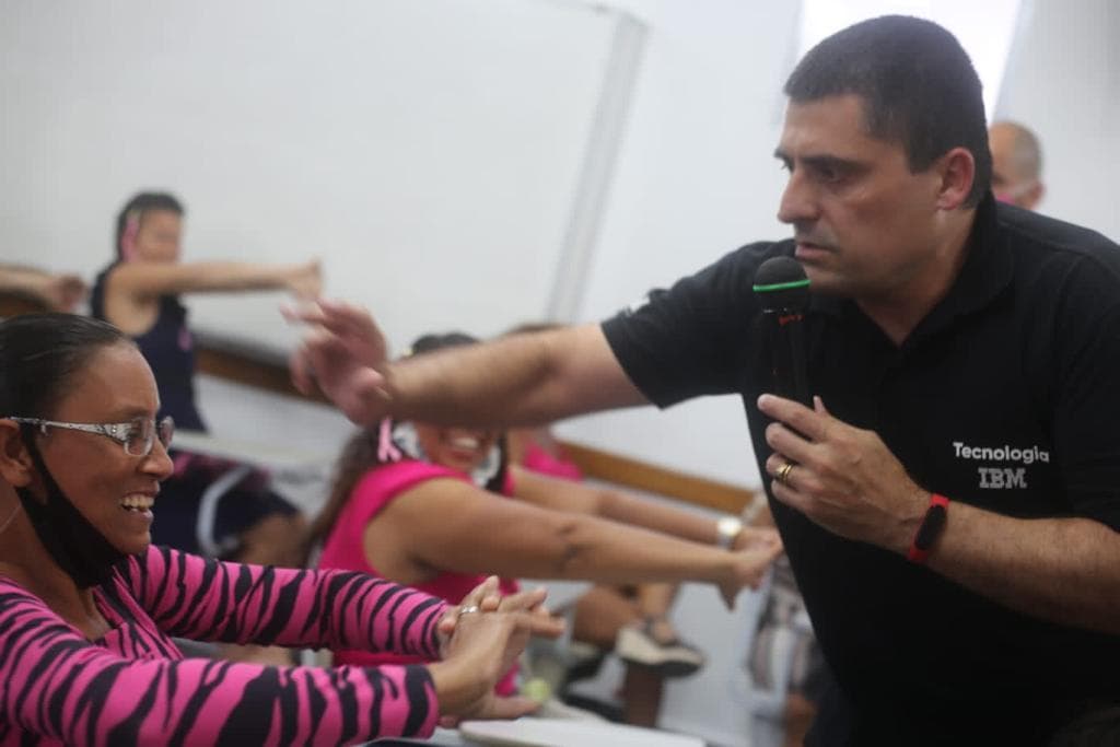 É sobre pessoas